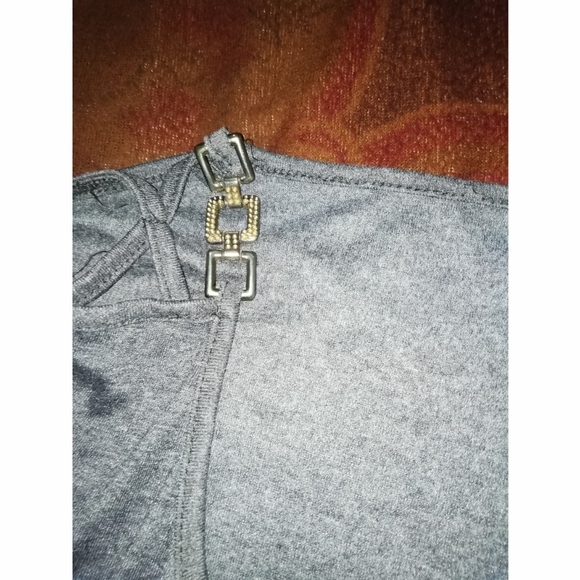 Grey midi looks too classy and elegant. 🤩 🤩  Fully stretchable burst size 40 - Picture 2 of 3